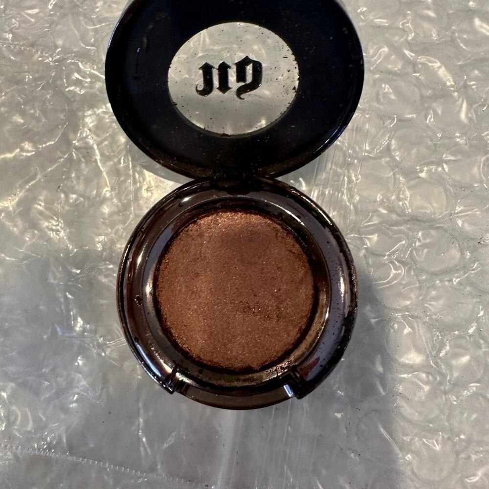 Urban Decay Eyeshadow chopper eye‎ shadow token
